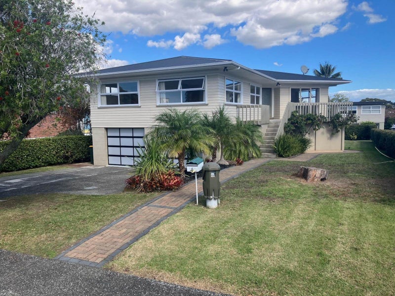 6 James Evans Drive, Northcote, Auckland - Carousel 1