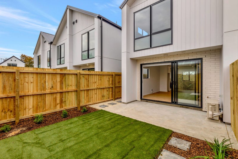 6/12 Edward Avenue, Edgeware, Christchurch - Carousel 8