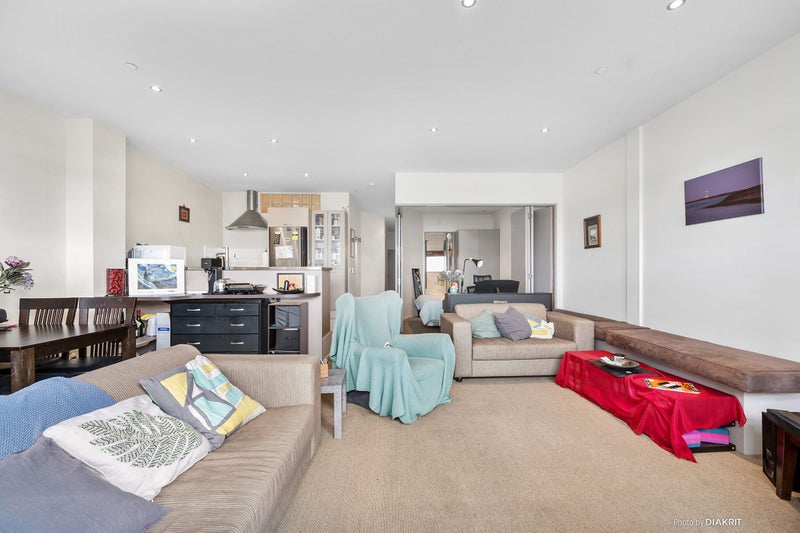 313/107 Thorndon Quay, Pipitea, Wellington - Carousel 1