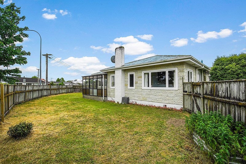 159 Clarkin Road, Fairfield, Hamilton - Carousel 18