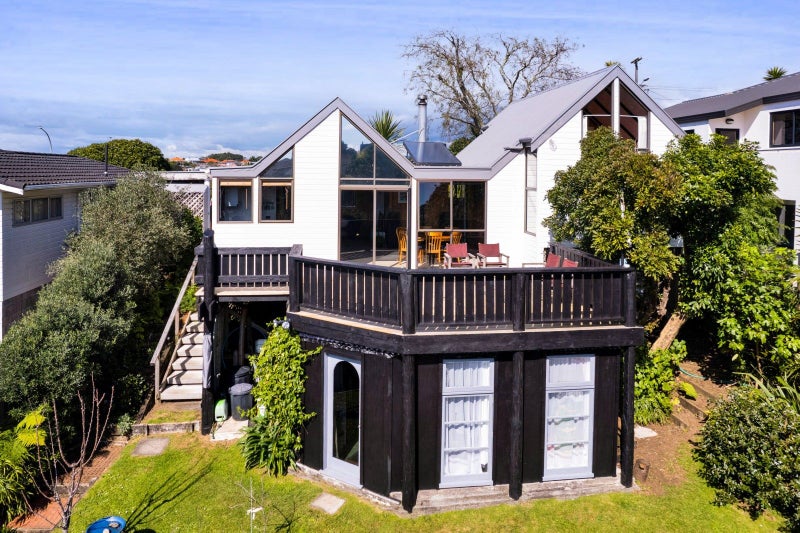 25 Maratahu Street, Westown, New Plymouth - Carousel 1