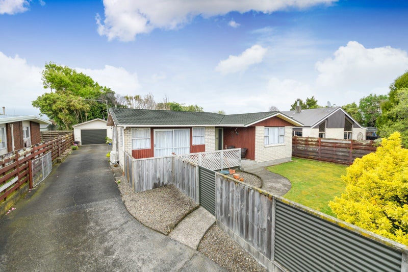 9 Kimberley Grove, Westbrook, Palmerston North - Carousel 21