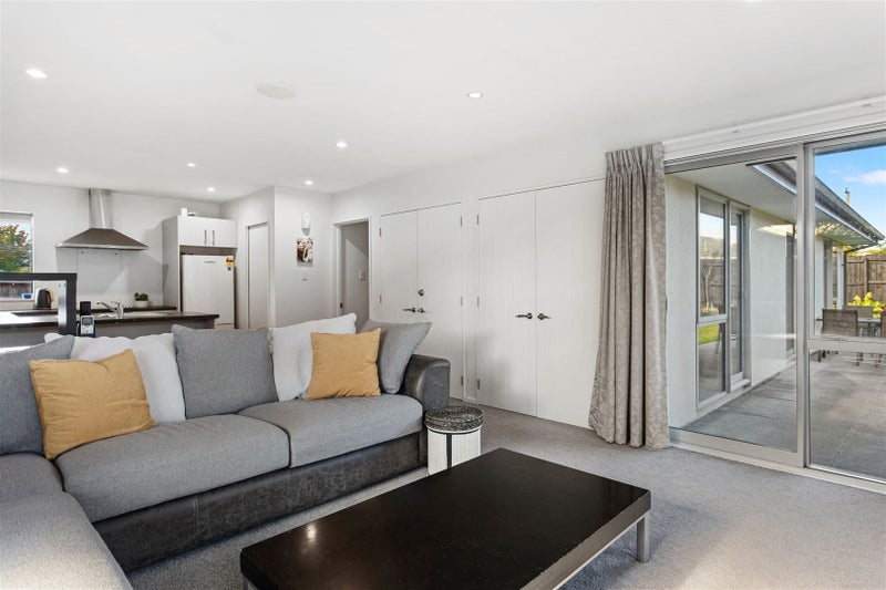 2/28 Ottawa Road, Wainoni, Christchurch - Carousel 2