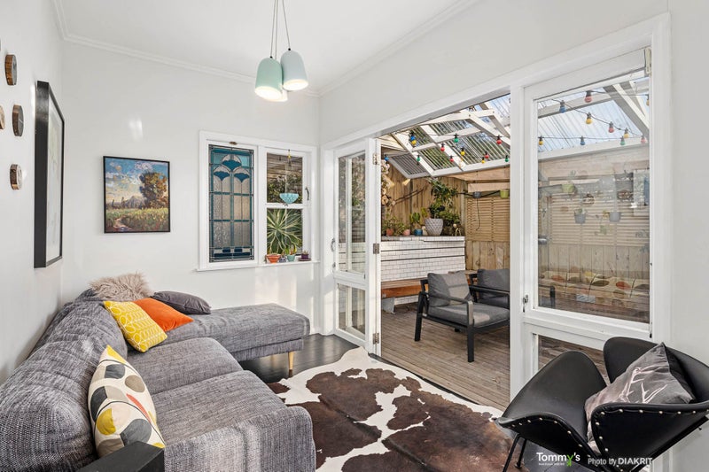 32 Rose Street, Wadestown, Wellington - Carousel 2