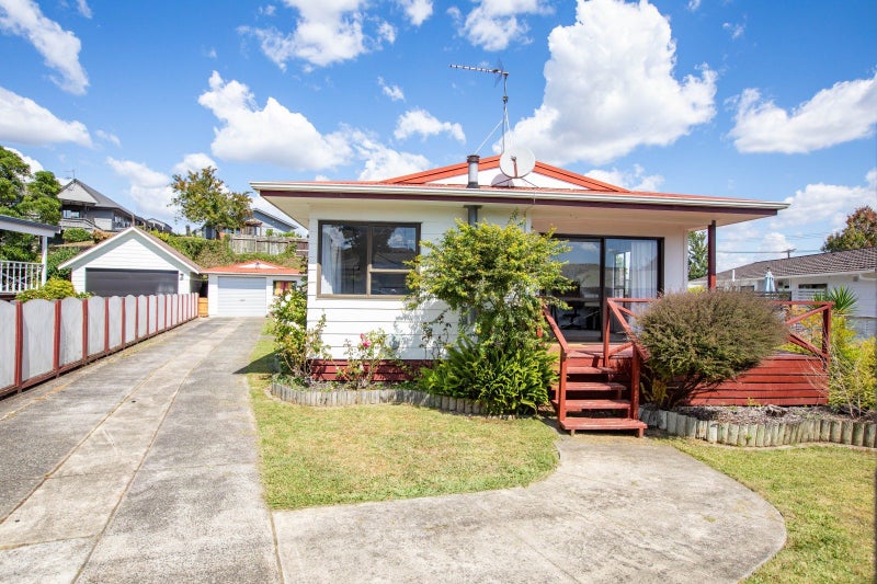 207 Grandview Road, Nawton, Hamilton - Carousel 1