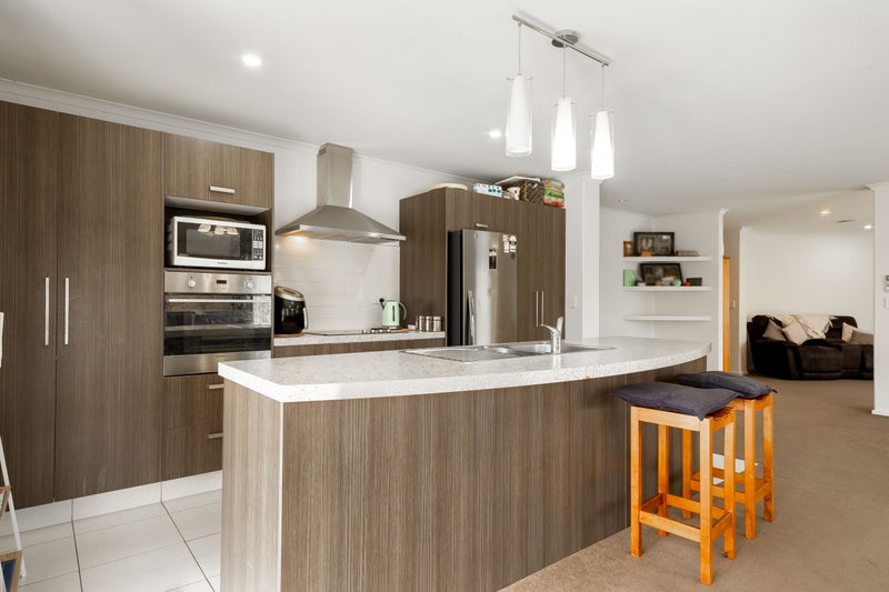 14 Edgeview Crescent, Fitzroy, Hamilton - Carousel 2