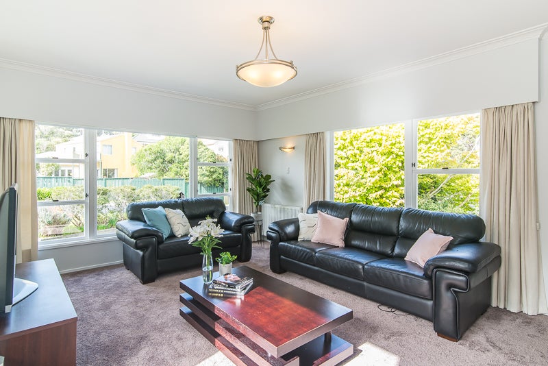 6A Clutha Avenue, Khandallah, Wellington - Carousel 2