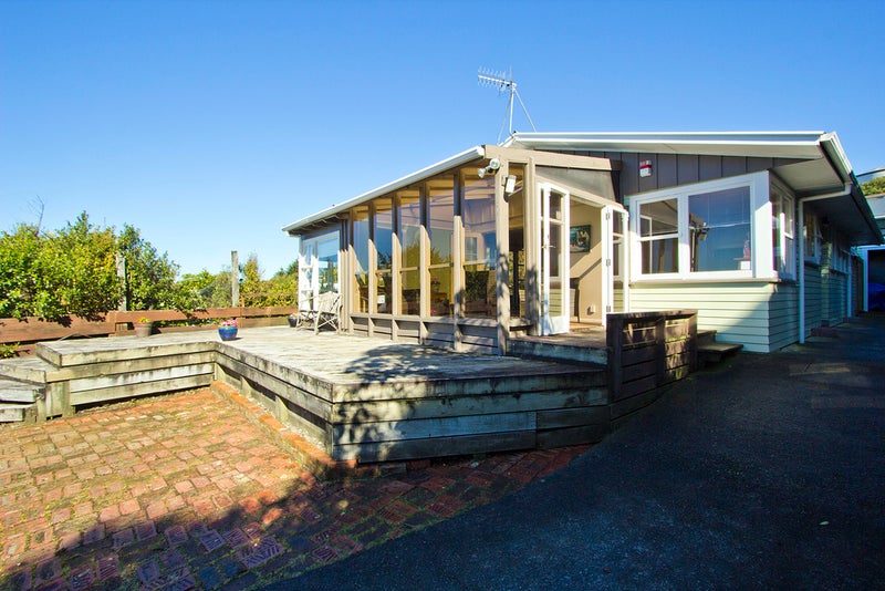 309 Dowse Drive, Maungaraki, Lower Hutt - Carousel 21