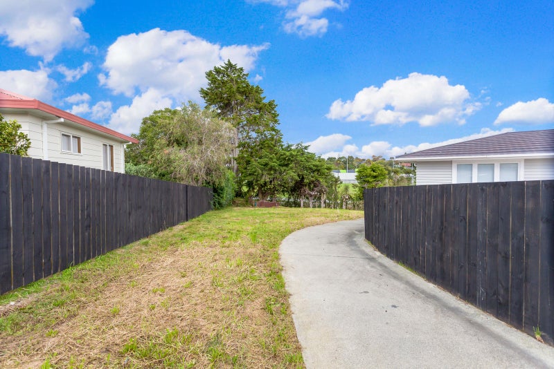 34B Toru Street, Te Atatu Peninsula, Auckland - Carousel 4