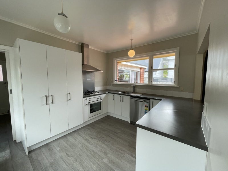 26 Colway Street, Ngaio, Wellington - Carousel 20