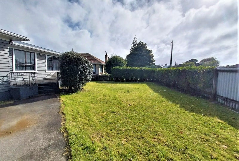 21 Rogers Road, Manurewa, Auckland - Carousel 2