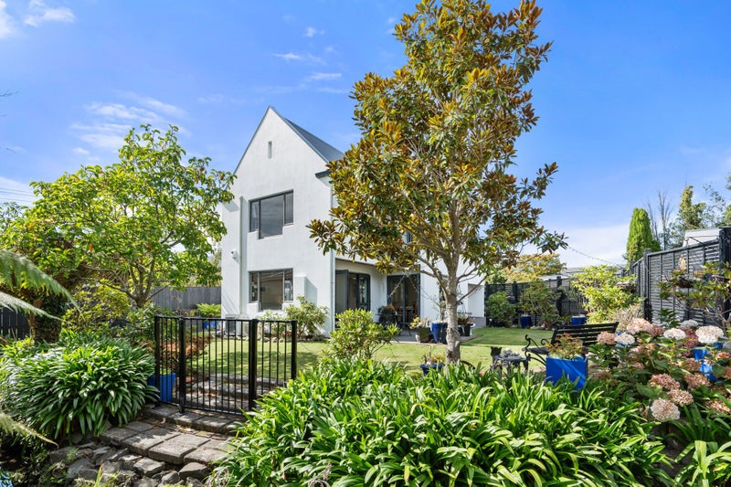 2/128B McFaddens Road, St Albans, Christchurch - Carousel 2