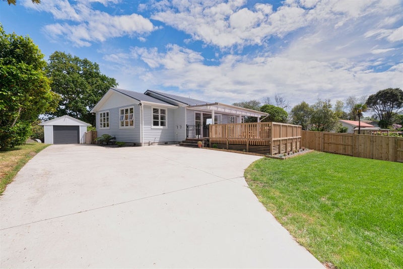 169 Main Road South, Raumati South, Paraparaumu - Carousel 1