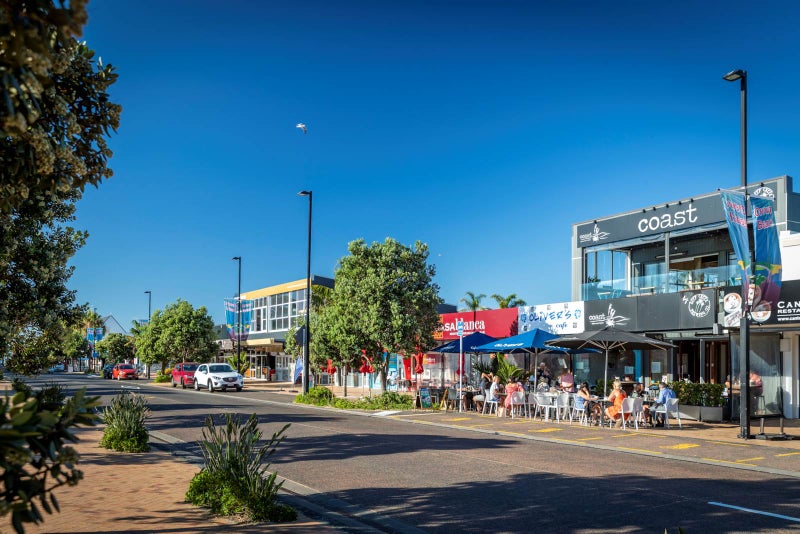 997 Hibiscus Coast Highway, Waiwera, Orewa - Carousel 1