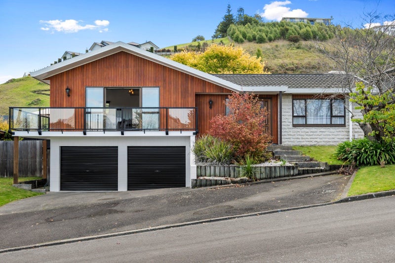 6 Cumberland Rise, Taradale, Napier - Carousel 1