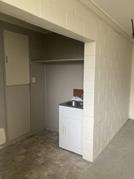 1/83 Daffodil Street, Titirangi, Auckland - Carousel 14