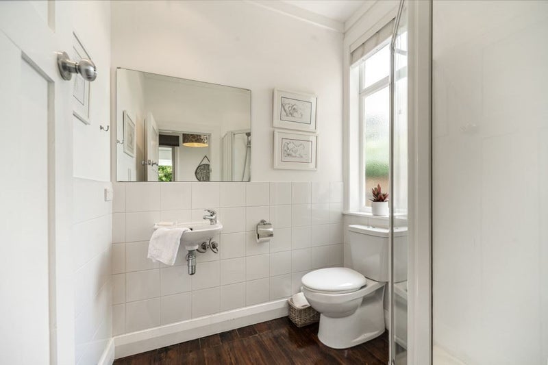 15 Waterview Road, Stanley Point, Auckland - Carousel 24