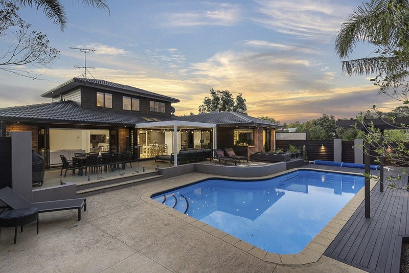 44 Marina View Drive, West Harbour, Auckland - Carousel 1