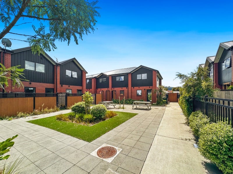 7/12 Biddle Crescent, Taita, Lower Hutt - Carousel 2
