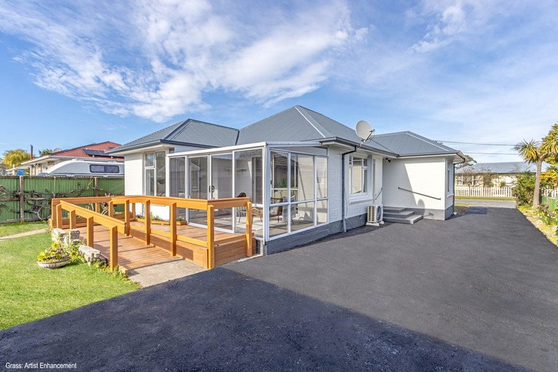 50 Lyndhurst Crescent, Aranui, Christchurch - Carousel 1