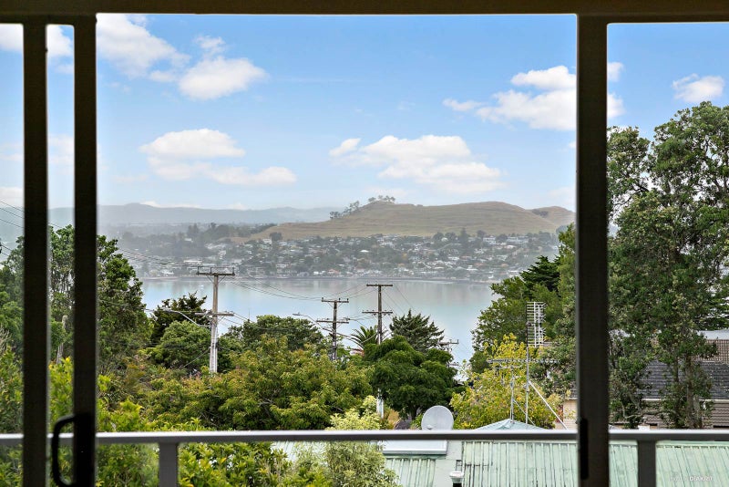 15 Belfast Street, Hillsborough, Auckland - Carousel 2