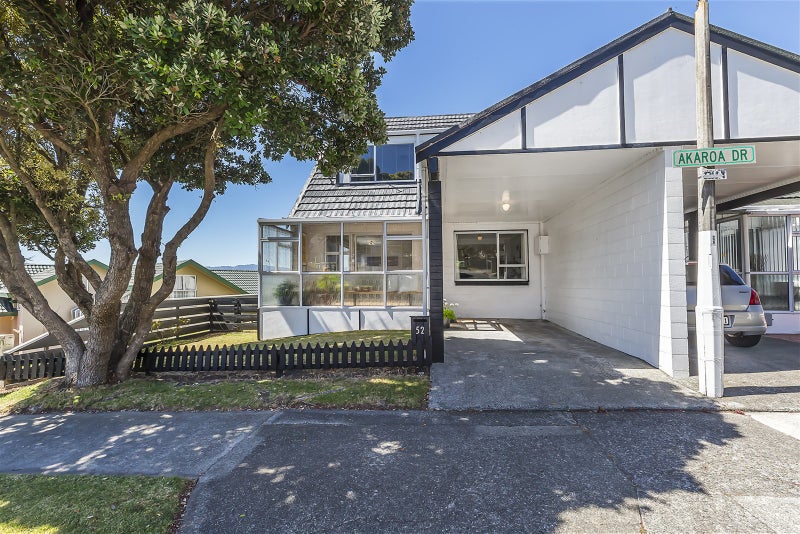 52 Akaroa Drive, Maupuia, Wellington - Carousel 1