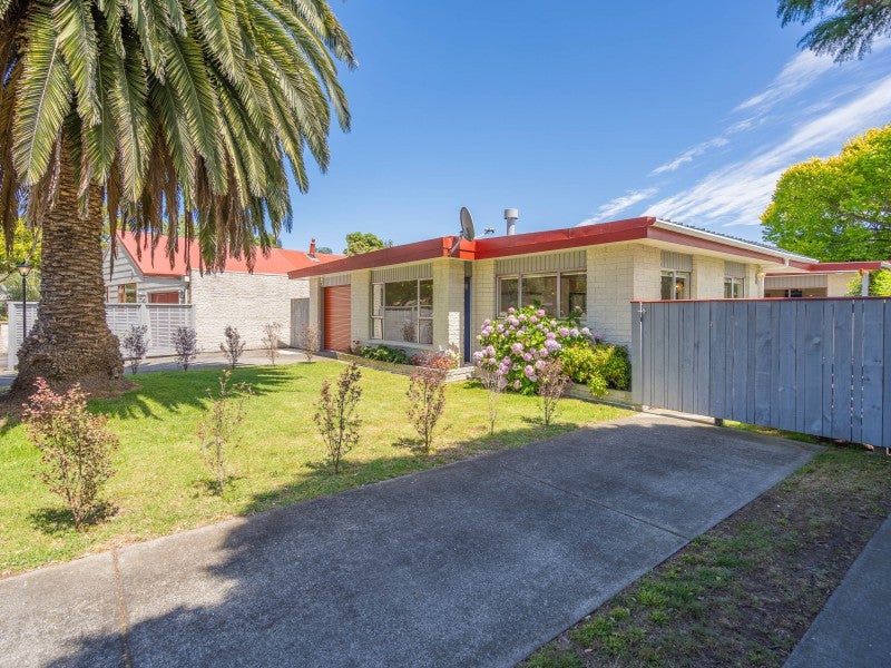 95 Rimu Road, Raumati Beach, Paraparaumu - Carousel 1