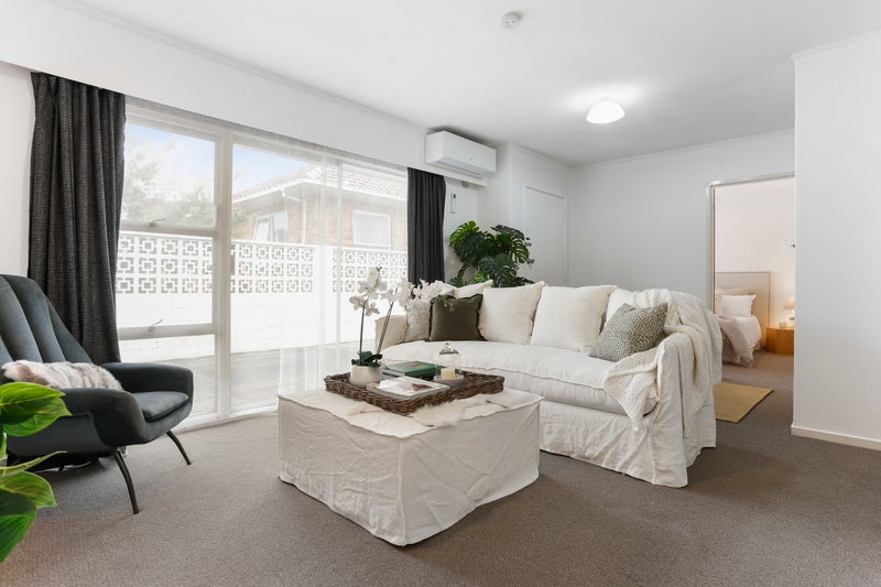 2/125 Bucklands Beach Road, Bucklands Beach, Auckland - Carousel 2