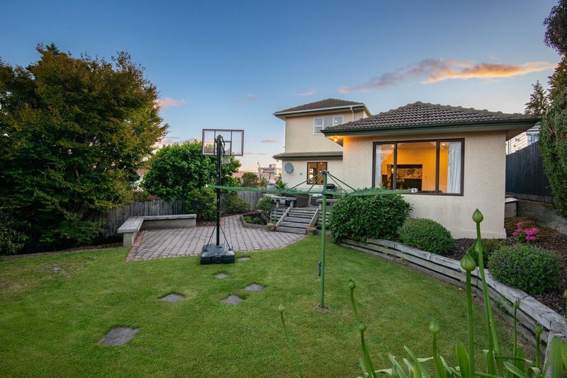 9 Lothian Street, Maori Hill, Dunedin - Carousel 26