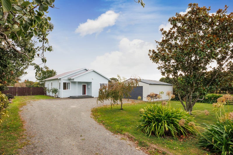 20 Walkers Road, Longburn, Palmerston North - Carousel 1