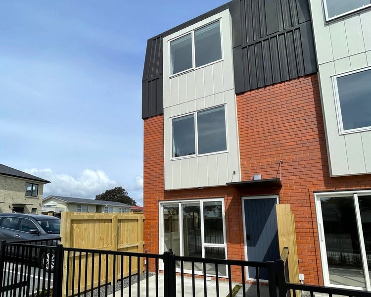 12 Timata Lane, Favona, Auckland - Carousel 19