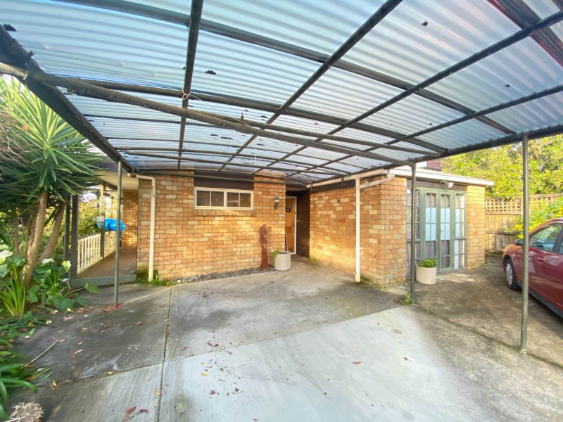 1/98 Simmental Crescent, Somerville, Manukau - Carousel 2