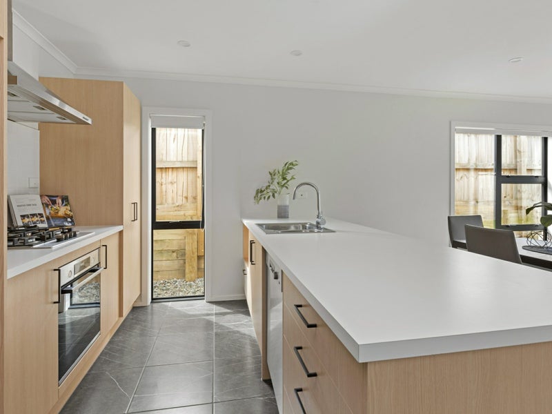 150 Te Manatu Drive, Huntington, Hamilton - Carousel 2