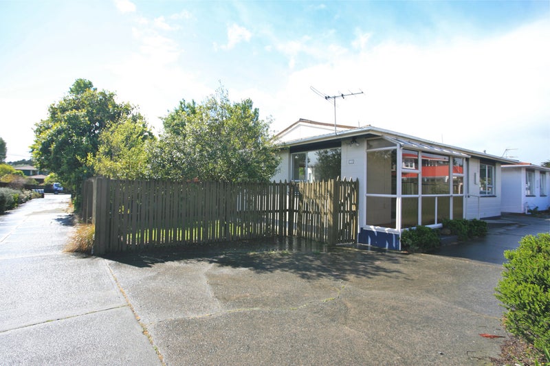 1/36A Shaw Avenue, New Brighton, Christchurch - Carousel 1