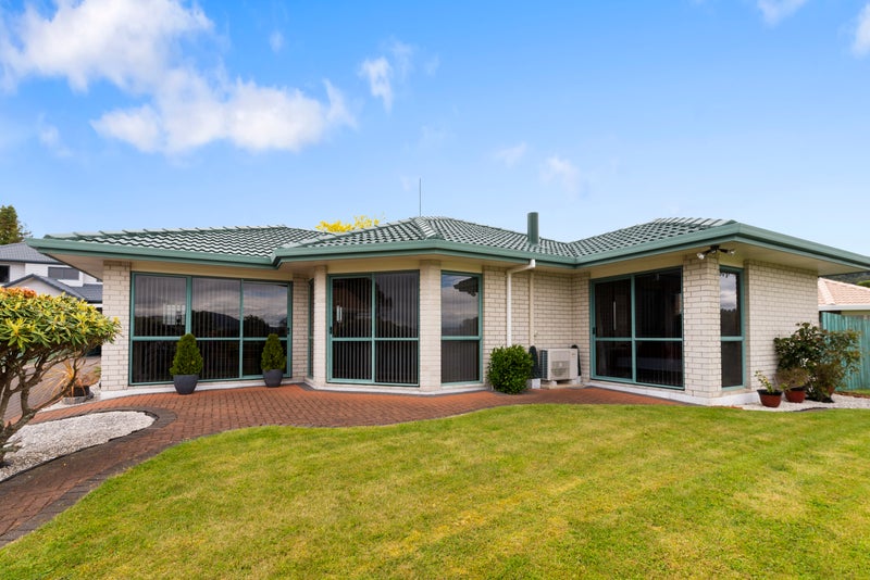 27 Warwick Drive, Lynmore, Rotorua - Carousel 1