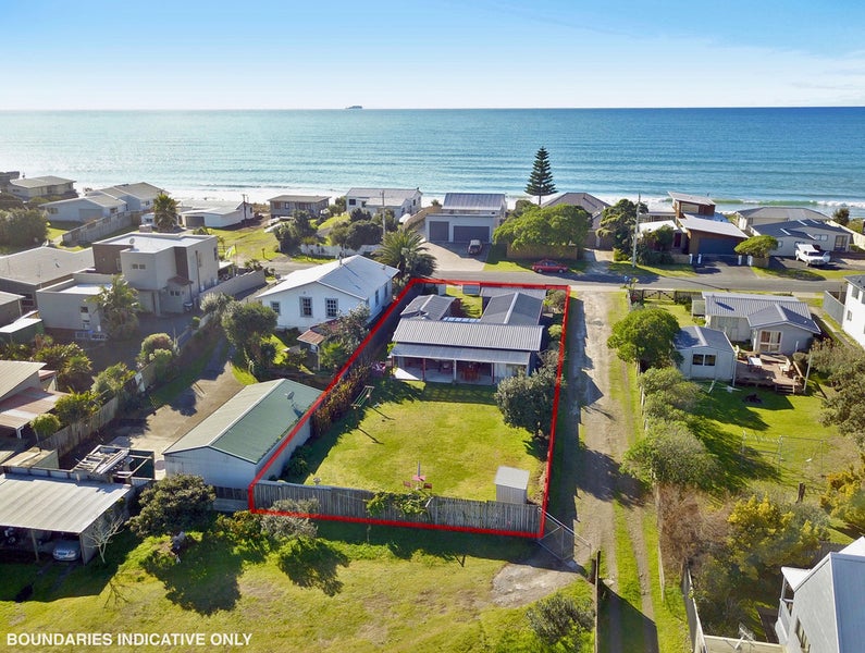 460 Pukehina Parade, Pukehina, Te Puke - Carousel 1