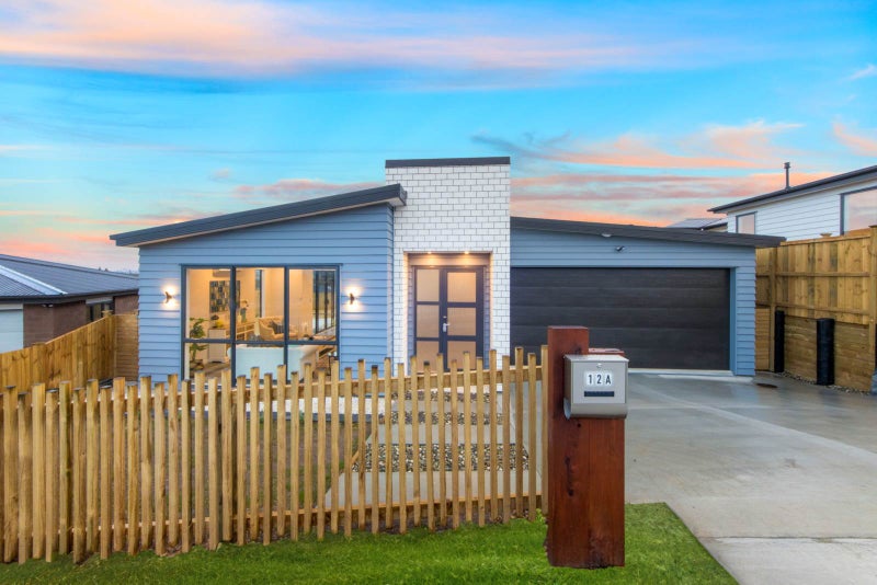 10A Crows Road, Swanson, Auckland - Carousel 2