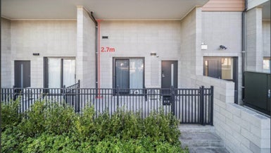 2/2 Mahalo Avenue, Wiri, Auckland - Carousel 1