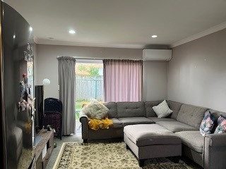 32 Rimu Street, New Lynn, Auckland - Carousel 2