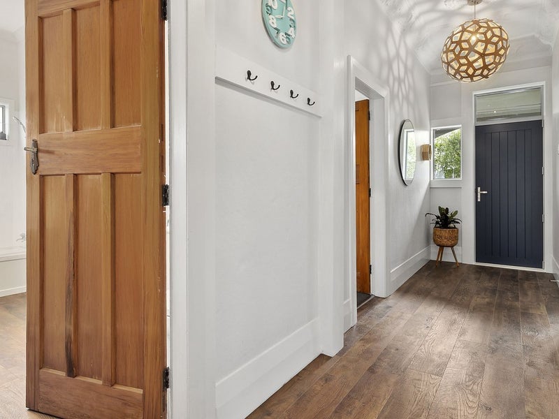 8 Waterloo Street, Saint Kilda, Dunedin - Carousel 2