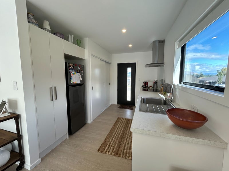 29 Tomtit Crescent, LAKE HAWEA - Carousel 2