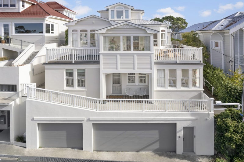 18 Central Terrace, Kelburn, Wellington - Carousel 1