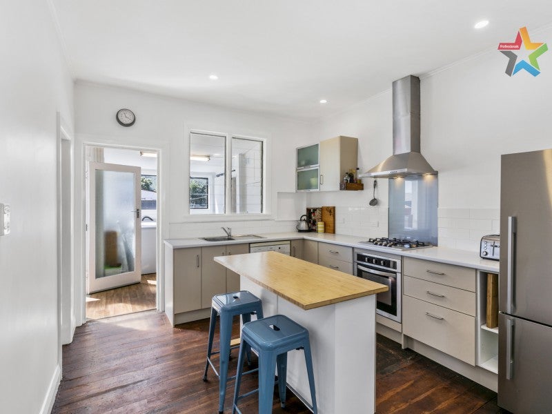 94 Randwick Road, Moera, Lower Hutt - Carousel 2