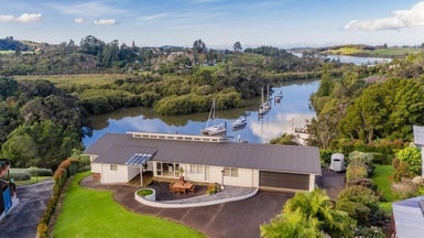 54 Riverview Road, Kerikeri, Kerikeri - Carousel 1