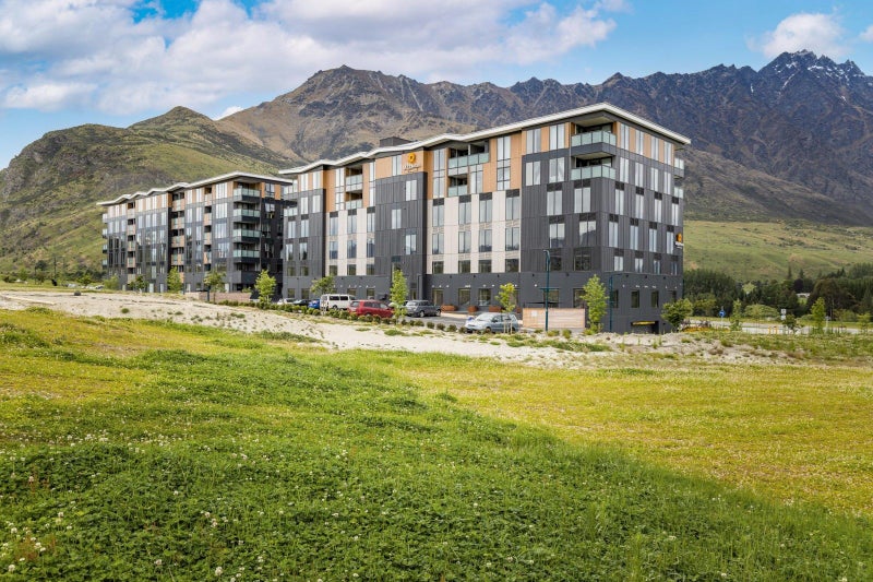 402/18 Mountain Ash Drive, Frankton, Queenstown - Carousel 1