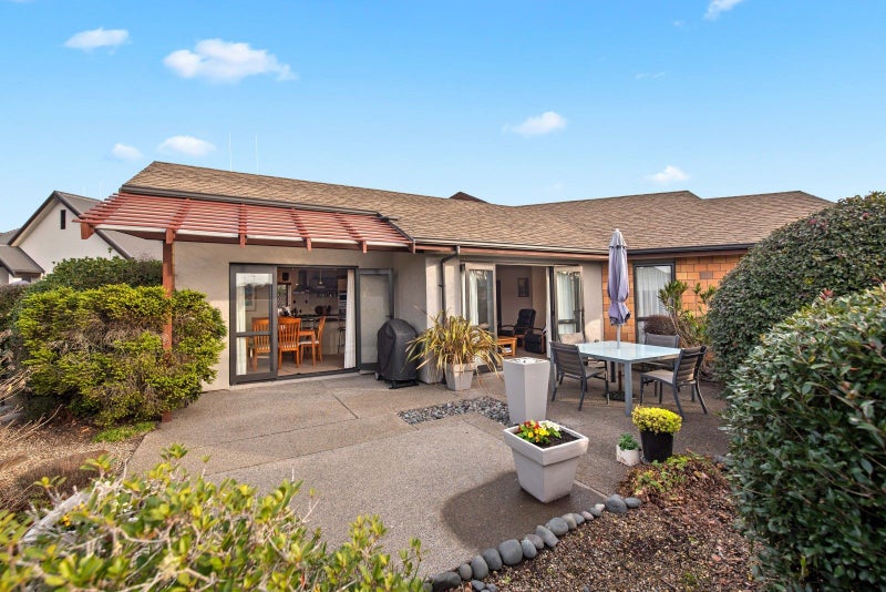 1 Rembrandt Terrace, Huntington, Hamilton - Carousel 14