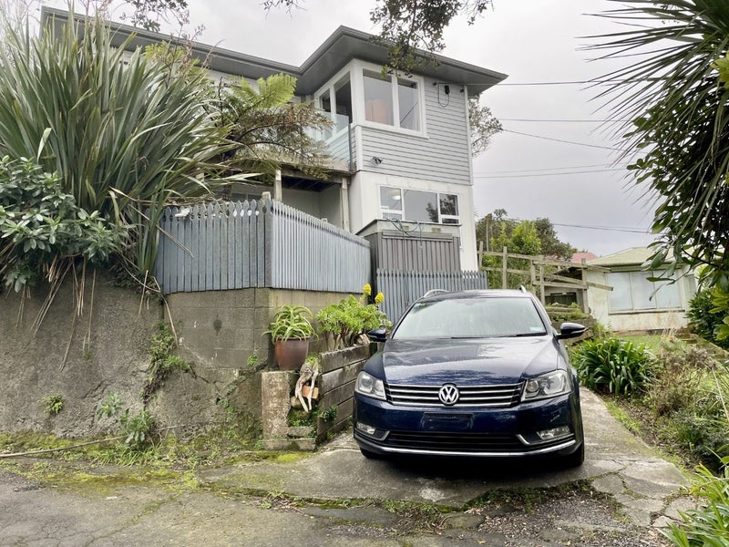 19 Salford Street, Newlands, Wellington - Carousel 22
