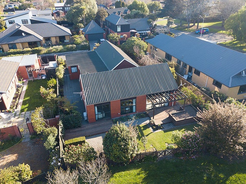 20 Lavandula Crescent, Burnside, Christchurch - Carousel 25