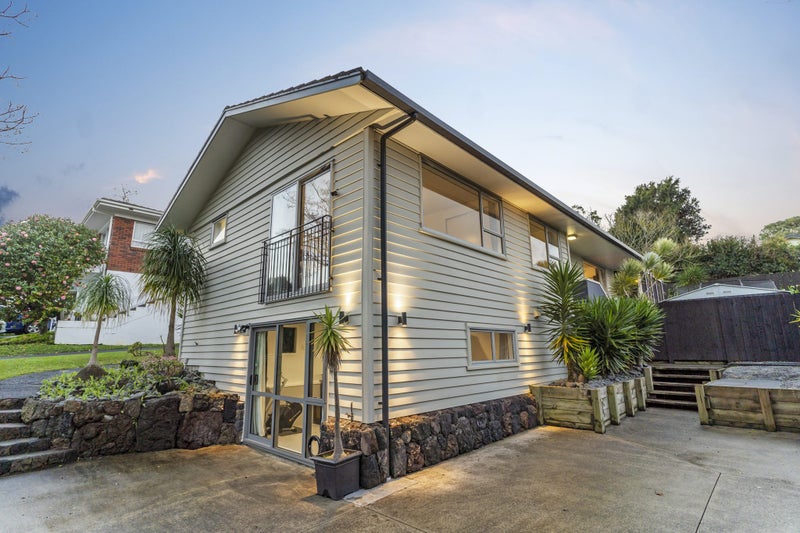 20 Lush Avenue , St Johns, Auckland - Carousel 1
