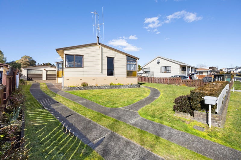 18 Hyde Avenue, Nawton, Hamilton - Carousel 2